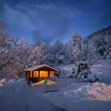 Cottage La Sierra With Jacuzzi Korenica Bagian luar foto