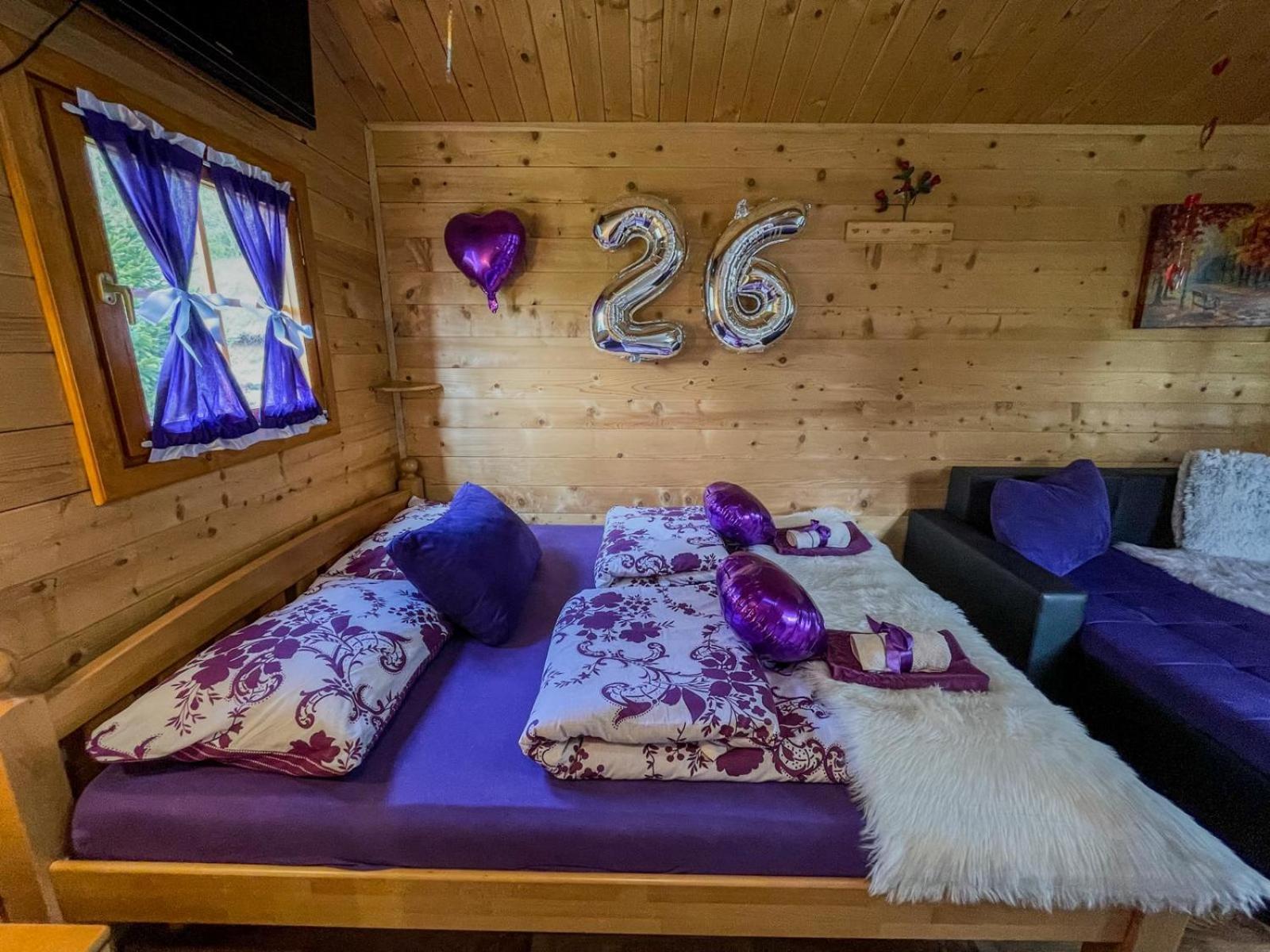 Cottage La Sierra With Jacuzzi Korenica Bagian luar foto