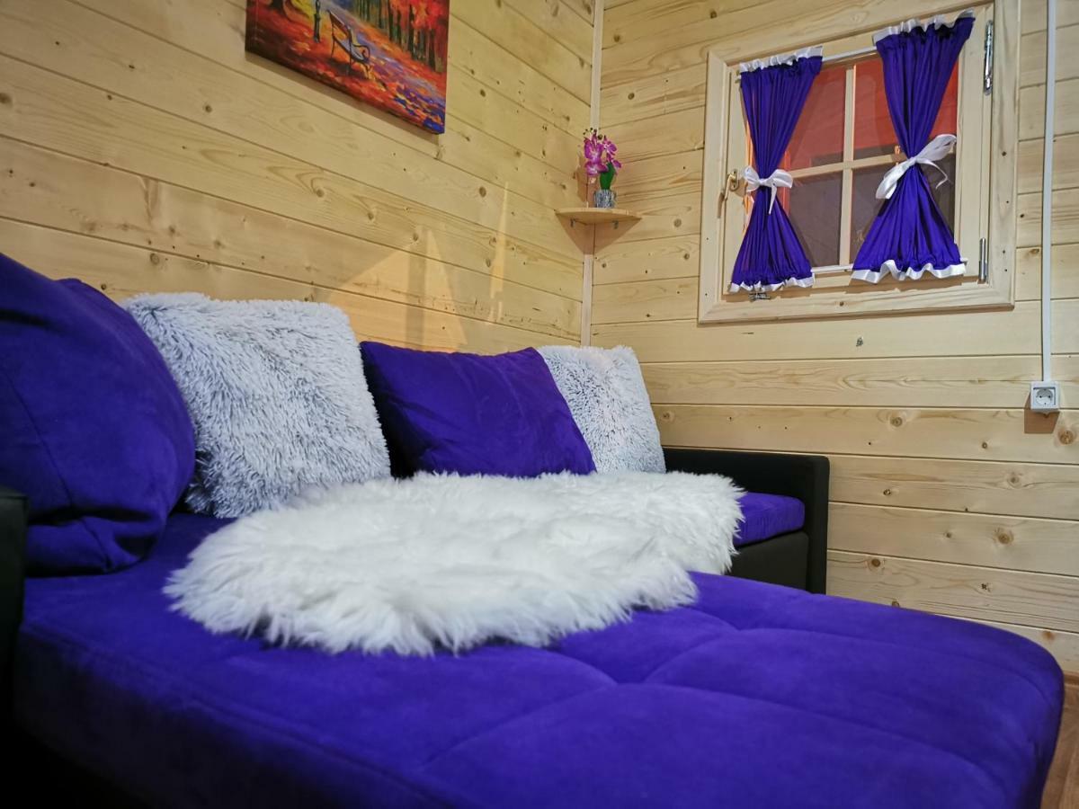 Cottage La Sierra With Jacuzzi Korenica Bagian luar foto